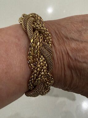 Elegant Gold Tone Braided Braided Mesh Bracelet